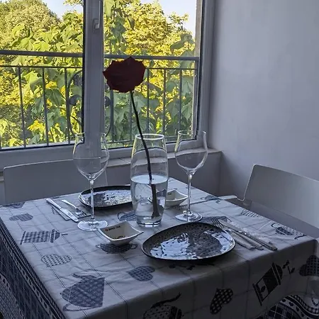 Apartament Beachfront Gem In Center